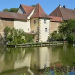 Der Seeweiherturm Weißenburg in Bayern